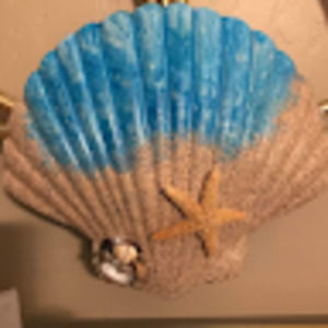 Meet your Posher, Alicia